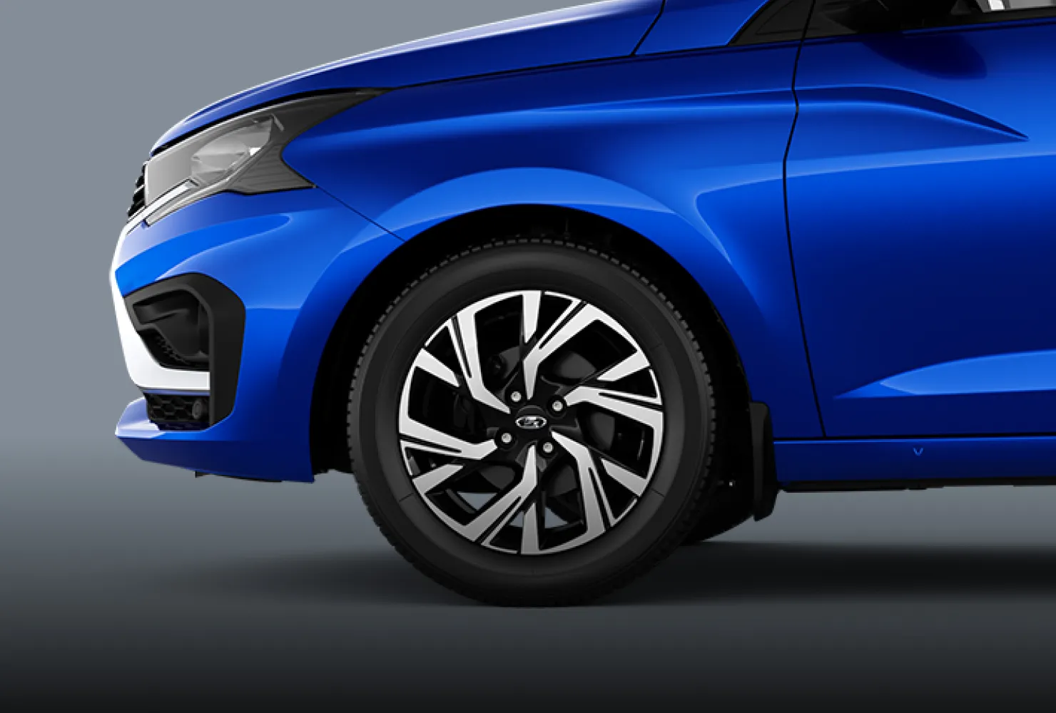 Колесо LADA Iskra SW крупным планом — 15″ легкосплавный диск оригинального дизайна