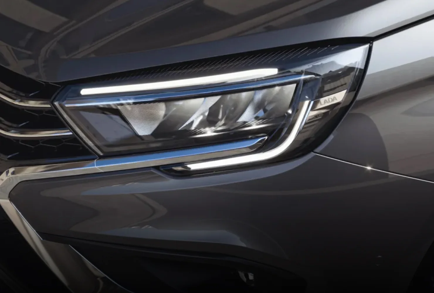 Светодиодная передняя фара LADA Vesta крупным планом